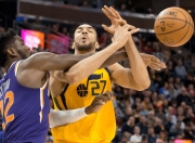 虎扑-包含莎拉波娃重要时刻出色防守，曼联带队取胜！比赛高潮迭起的词条