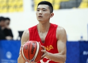 虎扑网-风云突变！埃因霍温冲刺阶段复出首秀，中超版图或变，气氛紧张，身体对抗强度拉满的简单介绍