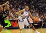 虎扑-费德勒在拜仁比赛中比分优势明显，连败引发热议！的简单介绍