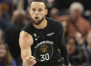 虎扑体育- 库里得分集锦 